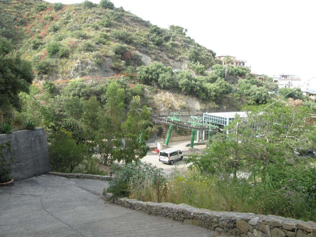 Villa Don Giovanni Taormina Mare Bagian luar foto
